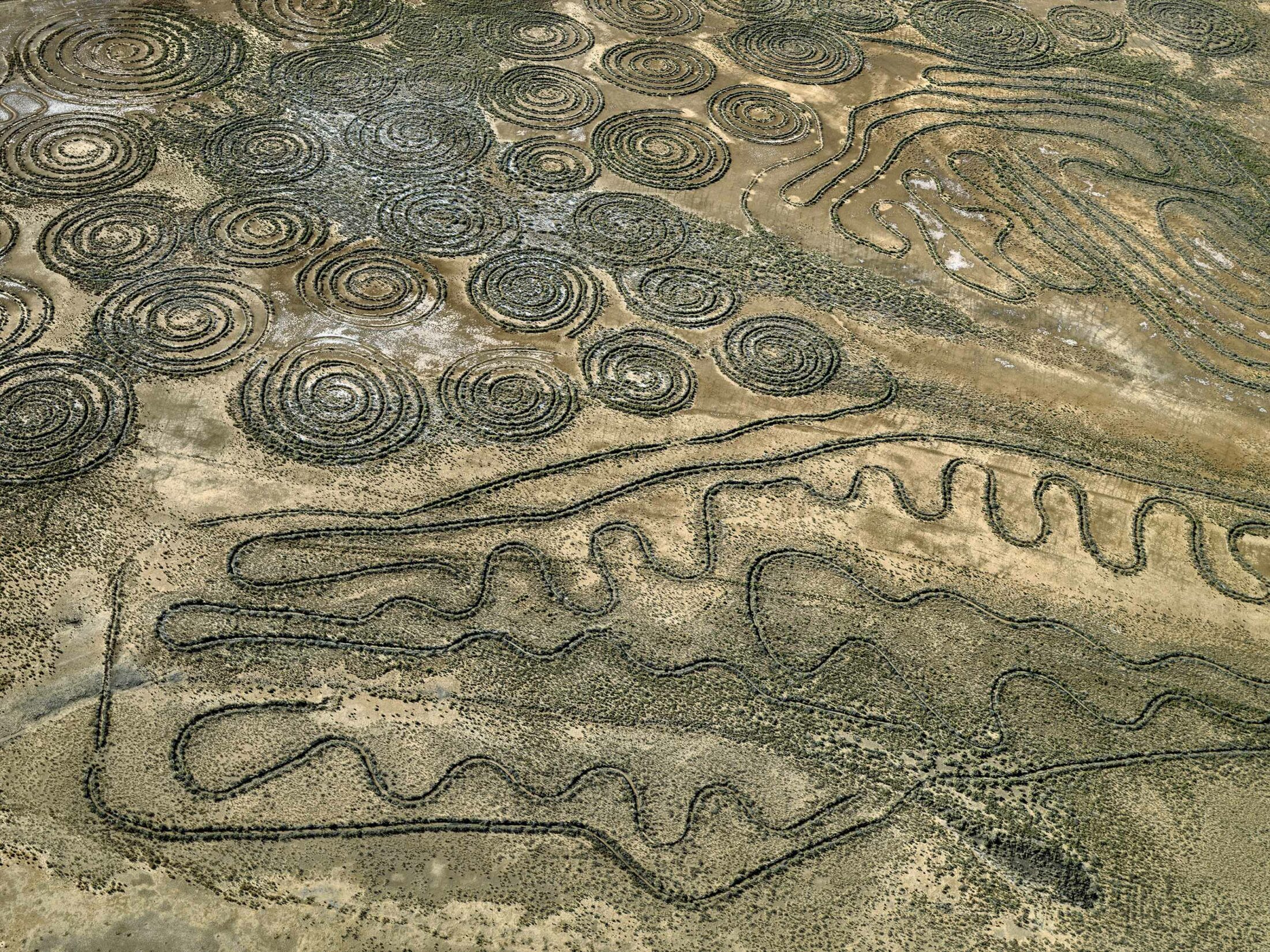 Edward Burtynsky Photographs the Human Imprint on African