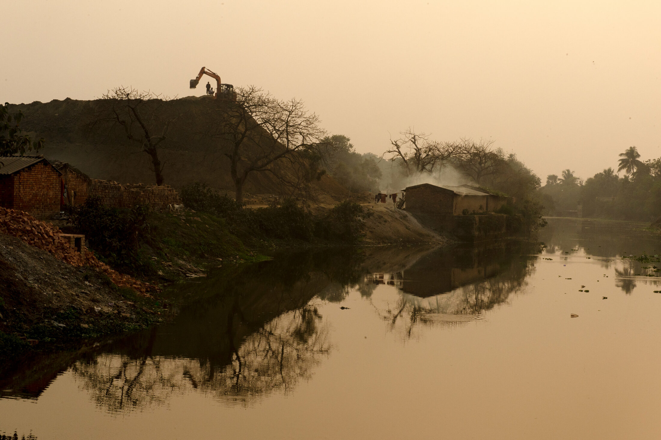 In the Shifting Embrace of the Ganga Arati Kumar Rao